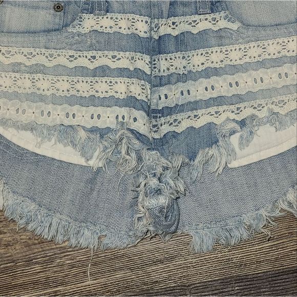 Carmar Morgan Cheeky Frayed Hem Shorts - Picture 6 of 10
